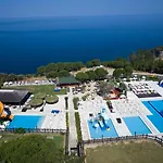 Ramada & Golf אתר נופש קוסדסי