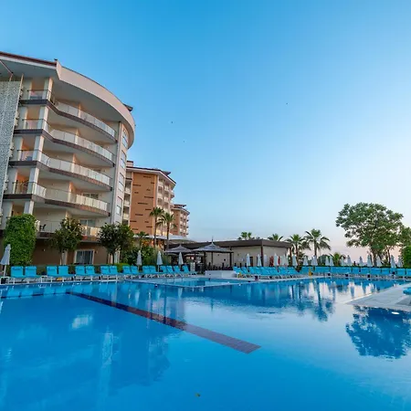 Ramada & Golf 5*