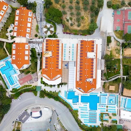 Ramada & Golf 5*