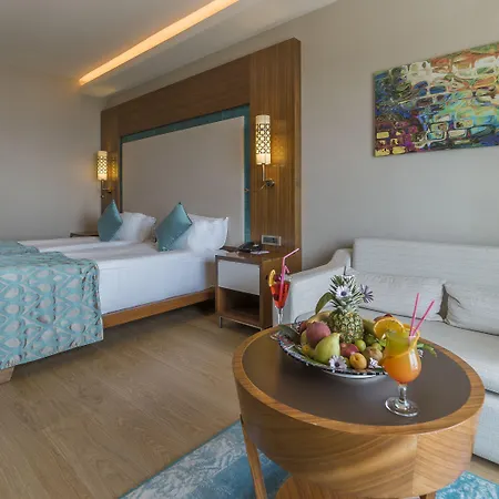 Ramada & Golf Feriested Kusadası