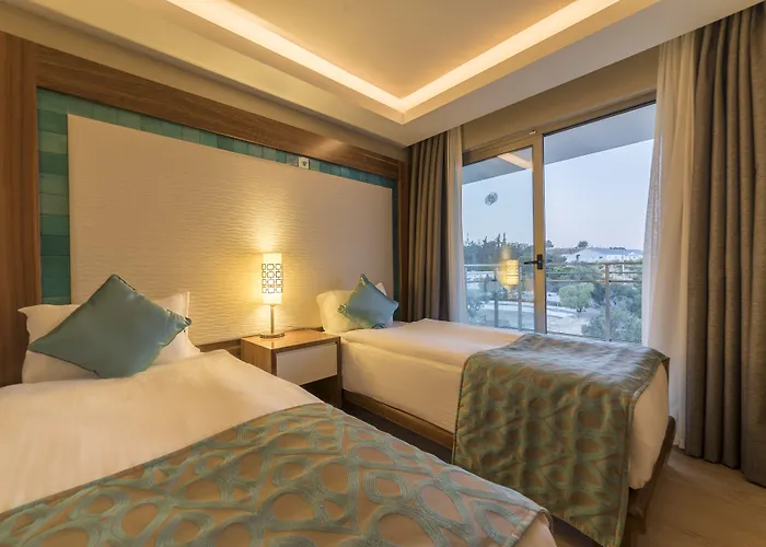 Ramada & Golf 5*