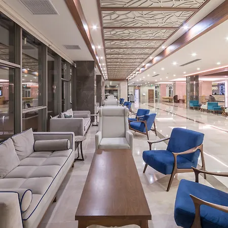 Курортный комплекс Ramada & Golf Кушадасы
