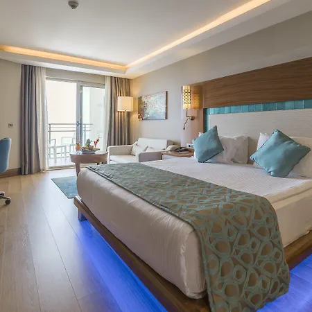 Resort Ramada & Golf Kusadasi