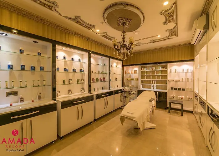 Ramada & Golf קוסדסי