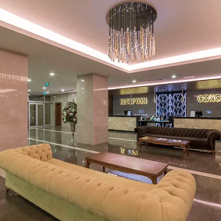 Ramada & Golf 5* كوشاداسيه