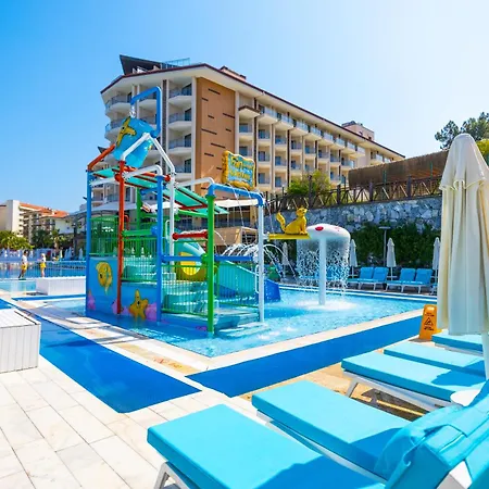 Ramada & Golf Feriested Kusadası