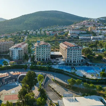 Ramada & Golf Feriested 5*