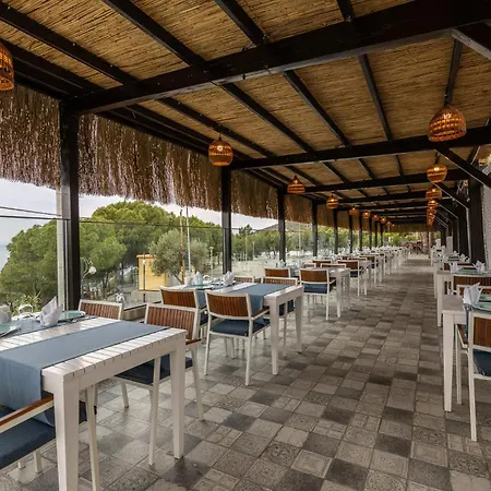 Ramada & Golf 5* Kusadası