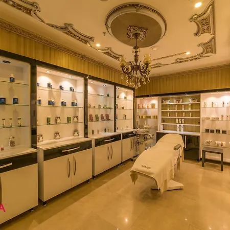 Ramada & Golf Kusadası