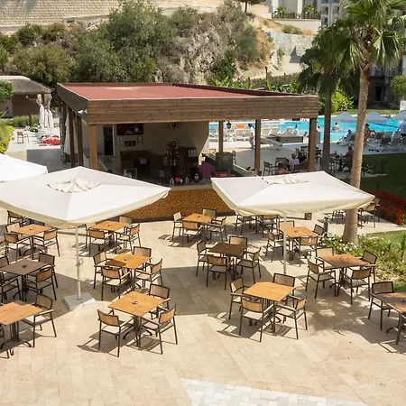 Ramada & Golf Resort Kuşadası