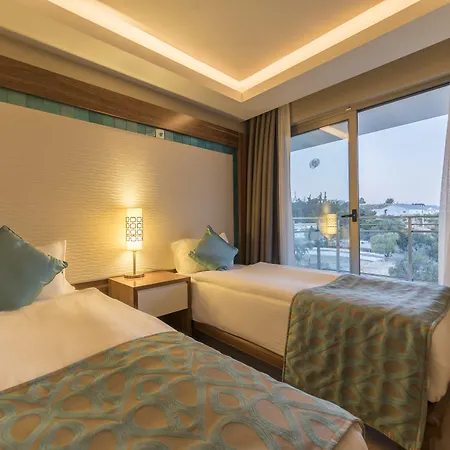 Ramada & Golf 5*