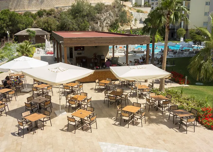 Ramada & Golf Resort Kuşadası